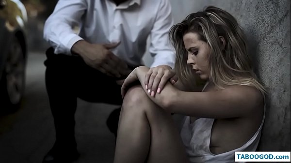 Извращенные истории: бездомная девушка-подросток